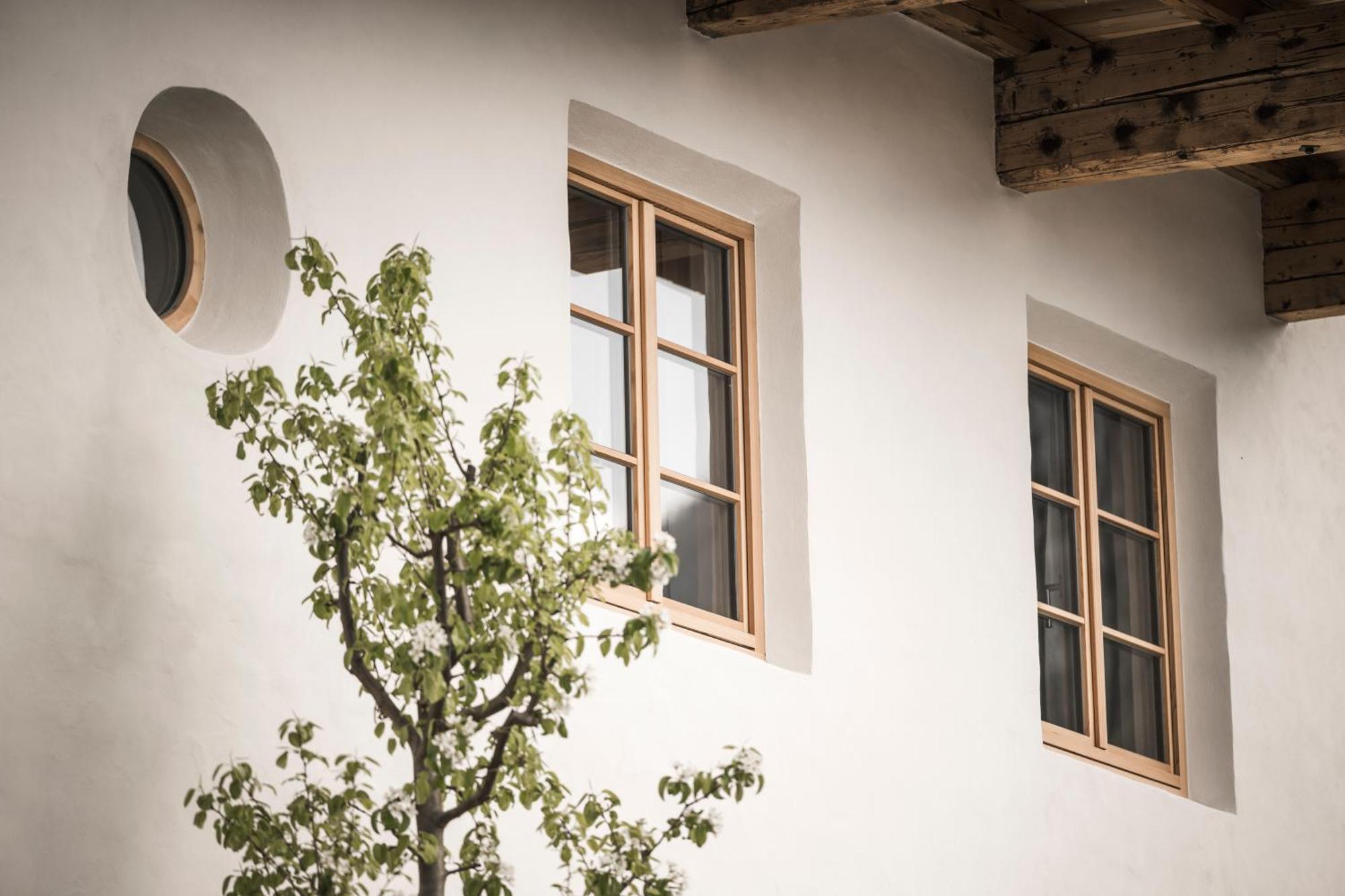 Hofergut Suites & Apartments Riscone Exterior foto